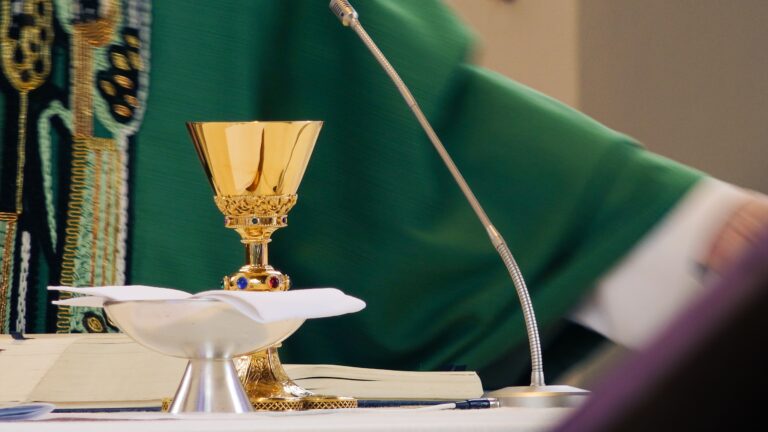 Church Times letters: David Lamming points out that a parish can look for a new priest before the old one leaves
